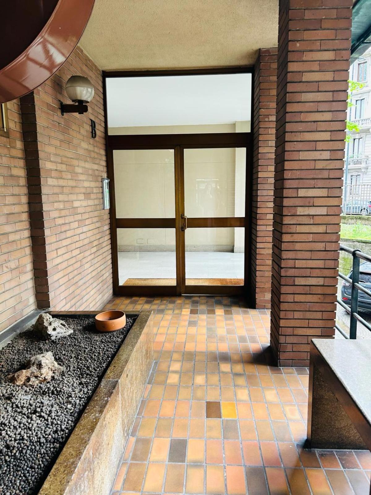 Easy Room Italy Мілан Екстер'єр фото